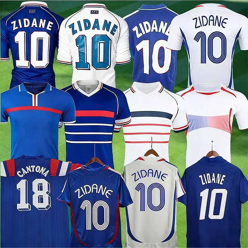 Un maillot de l’équipe de France 1998 signé par Zidane mis aux enchères