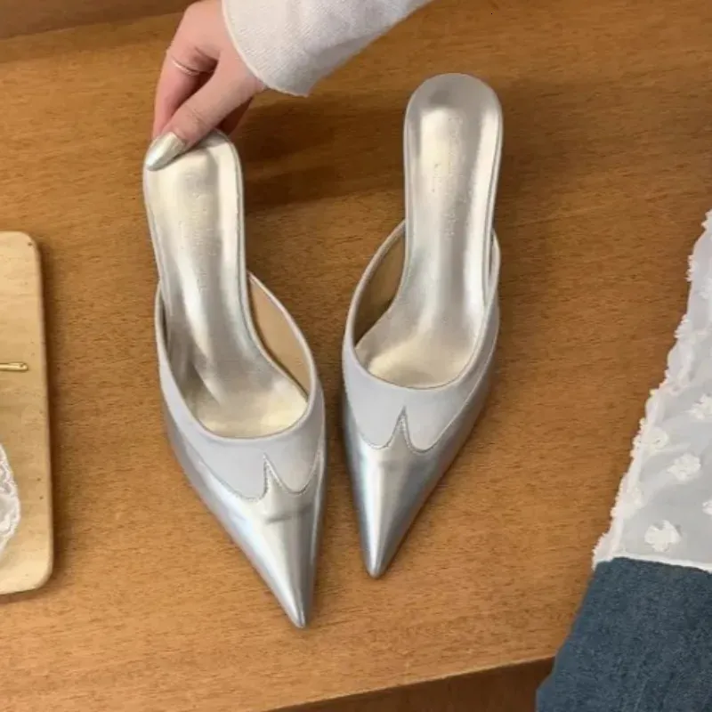 Summer Baotou Semi Drag Womens Outward Wear Temperament Pointed Toe Shallow Mouth One Belt Splicing Stiletto Slippers_vogvips.com