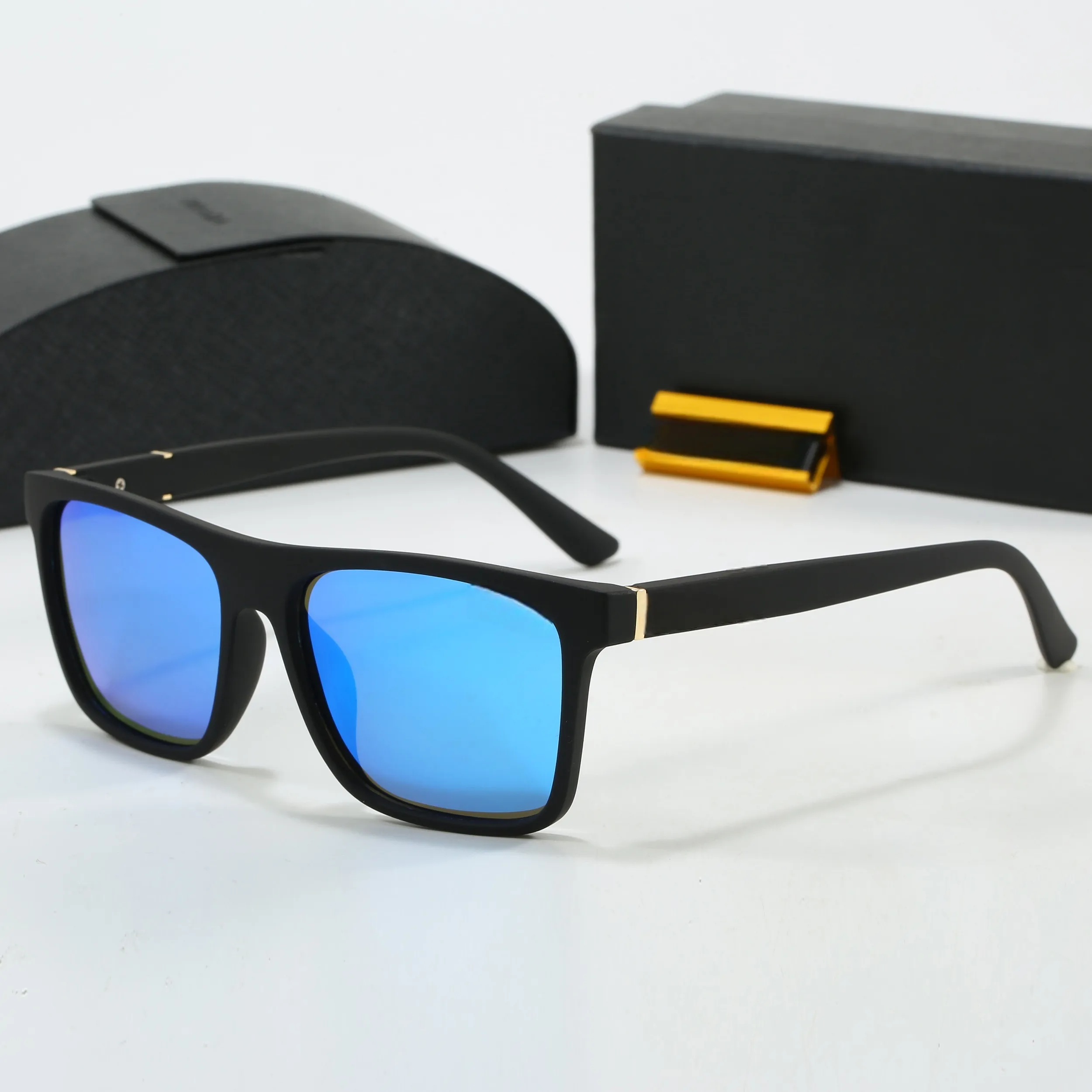 Rectangular Full Frame Classic Retro Style Sunglasses with Polarized Lenses Retro Square Mens Luxury Black Gold Frame Fashion Shades  main image 3