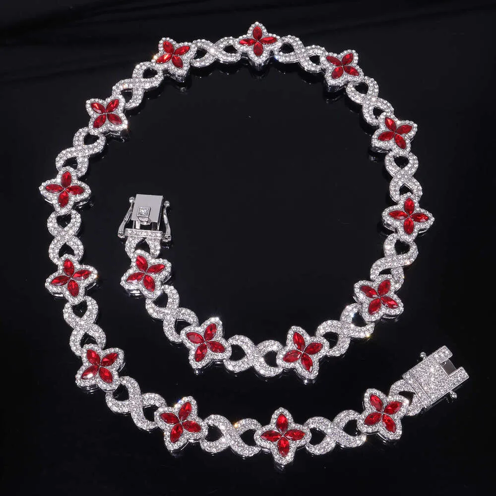 Four-Pointed Star Set Designer Necklace With Colored Diamonds Unique Four-Leaf Clover Design_voghion.com