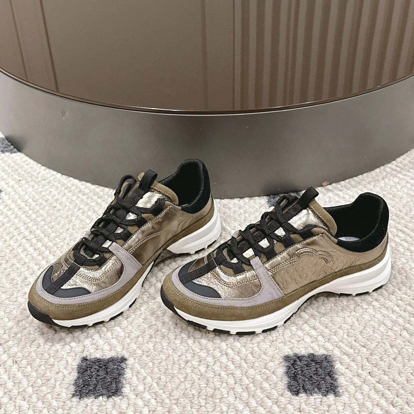 Yeezy 700 V3 Waar Kan Je Yeezys Kopen Hoge Kwaliteit Sneakers