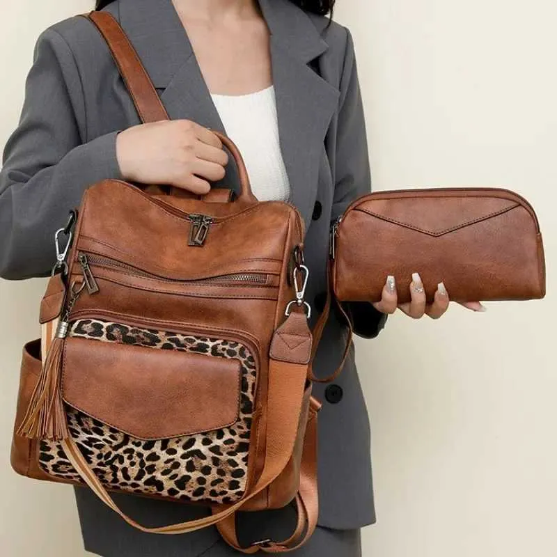Leather Large PU Backpack Purse for Women with Zipper  display picture 1