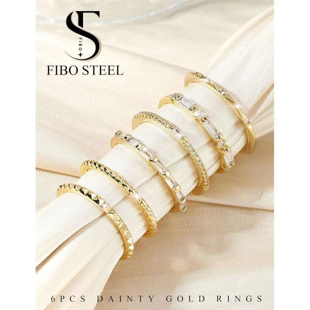Set Of 3 Dainty Gold Stackable Rings With Cubic Zirconia Stones_voghion.com