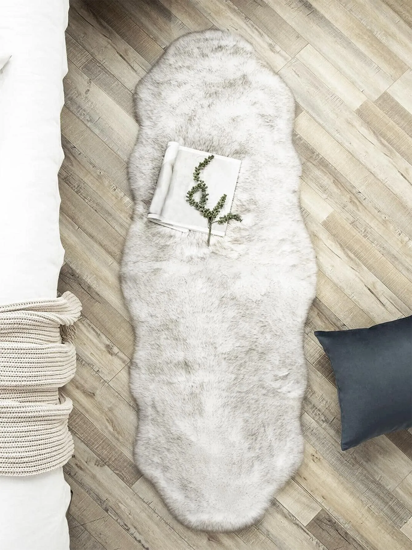 1 Faux Fur Black And White Large Wave Floor Mat For... From Dh912686698 ...