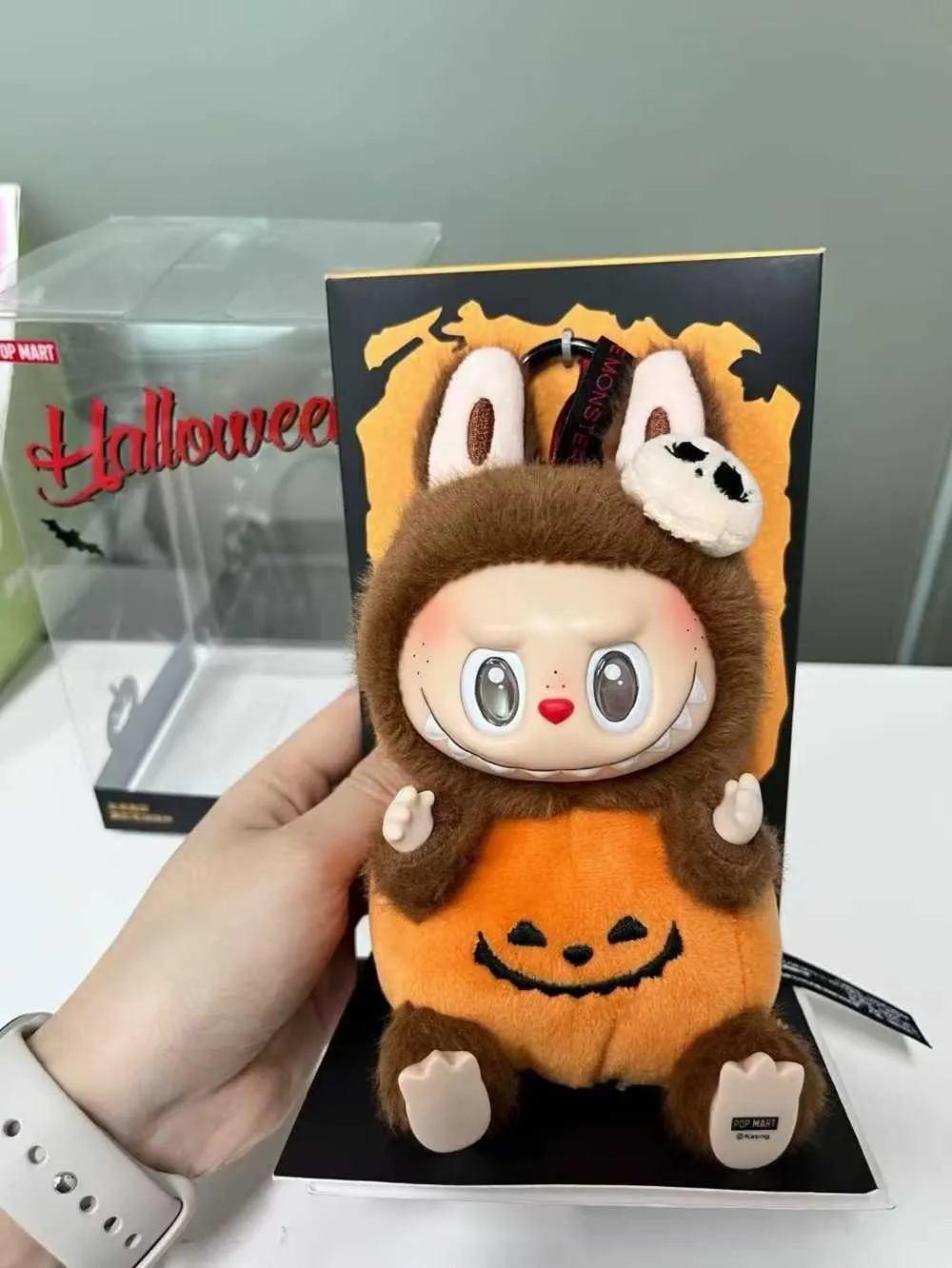 【匿名配送】　ハロウィンラブブ High Quality Carnival LABUBU Pumpkin Halloween Labubu Doll