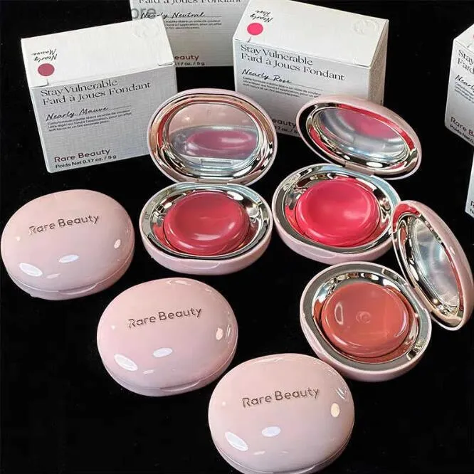 Rare Beauty Stay Vulnerable Melting Blush   Long... 