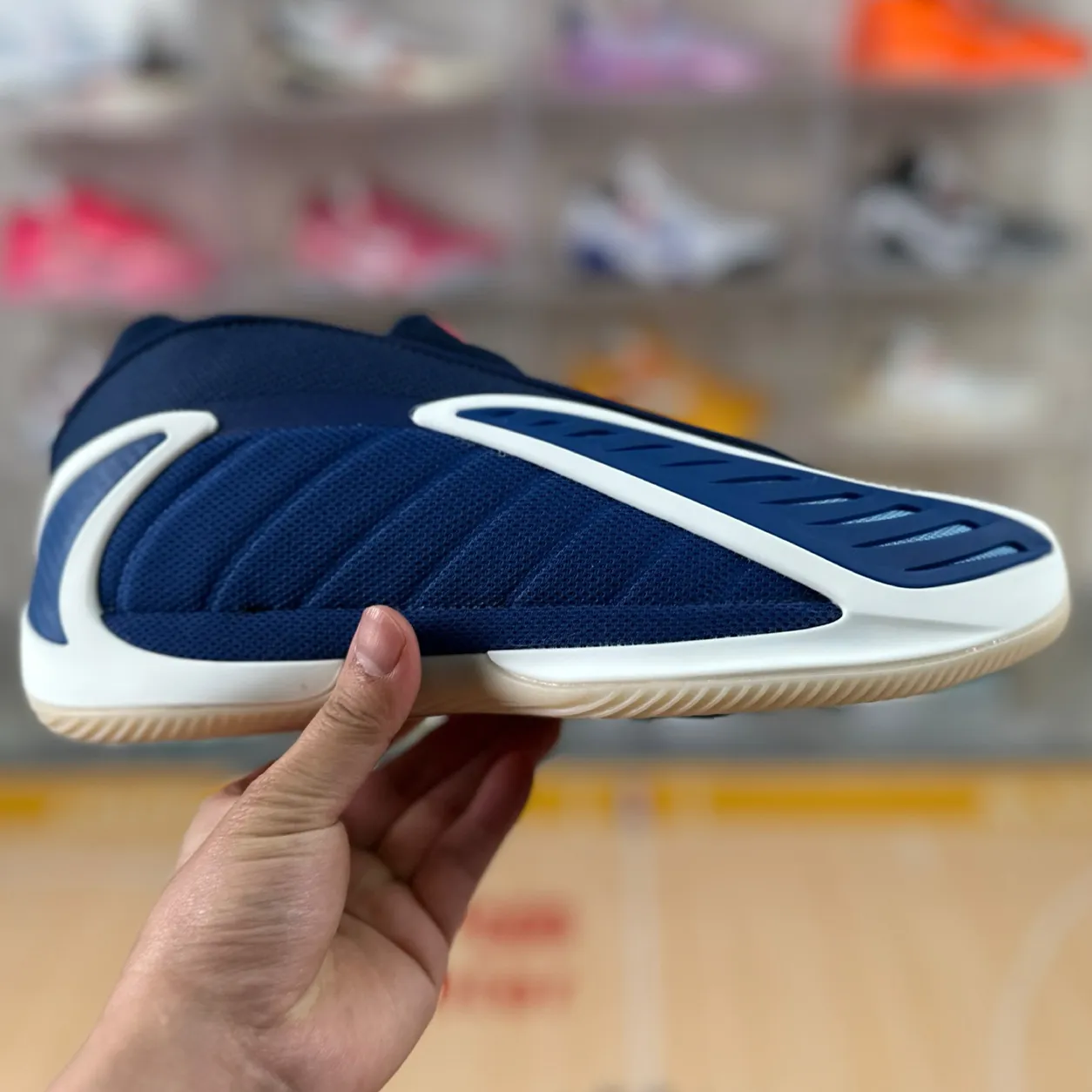 Top AE2 Low Men Basketball Shoes Outdoor Sneakers From