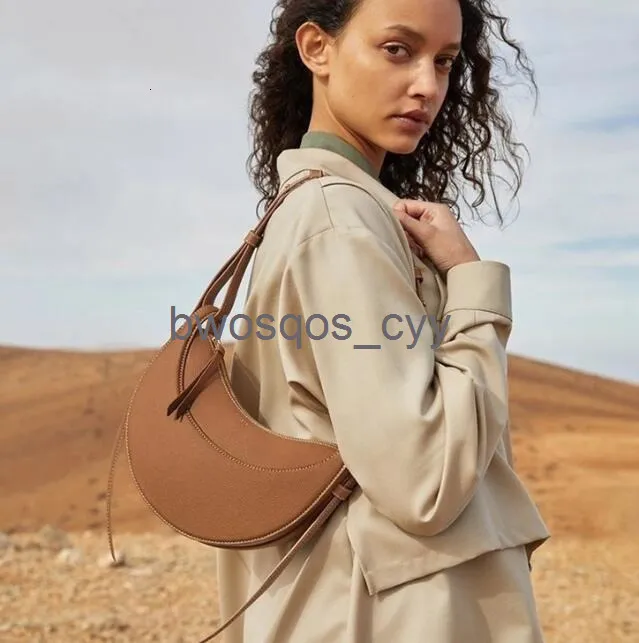 CTHY まとめ BIG HALF MOON SHOULDER BAG BIG HALF MOON SHOULDER BAG | CTHY
