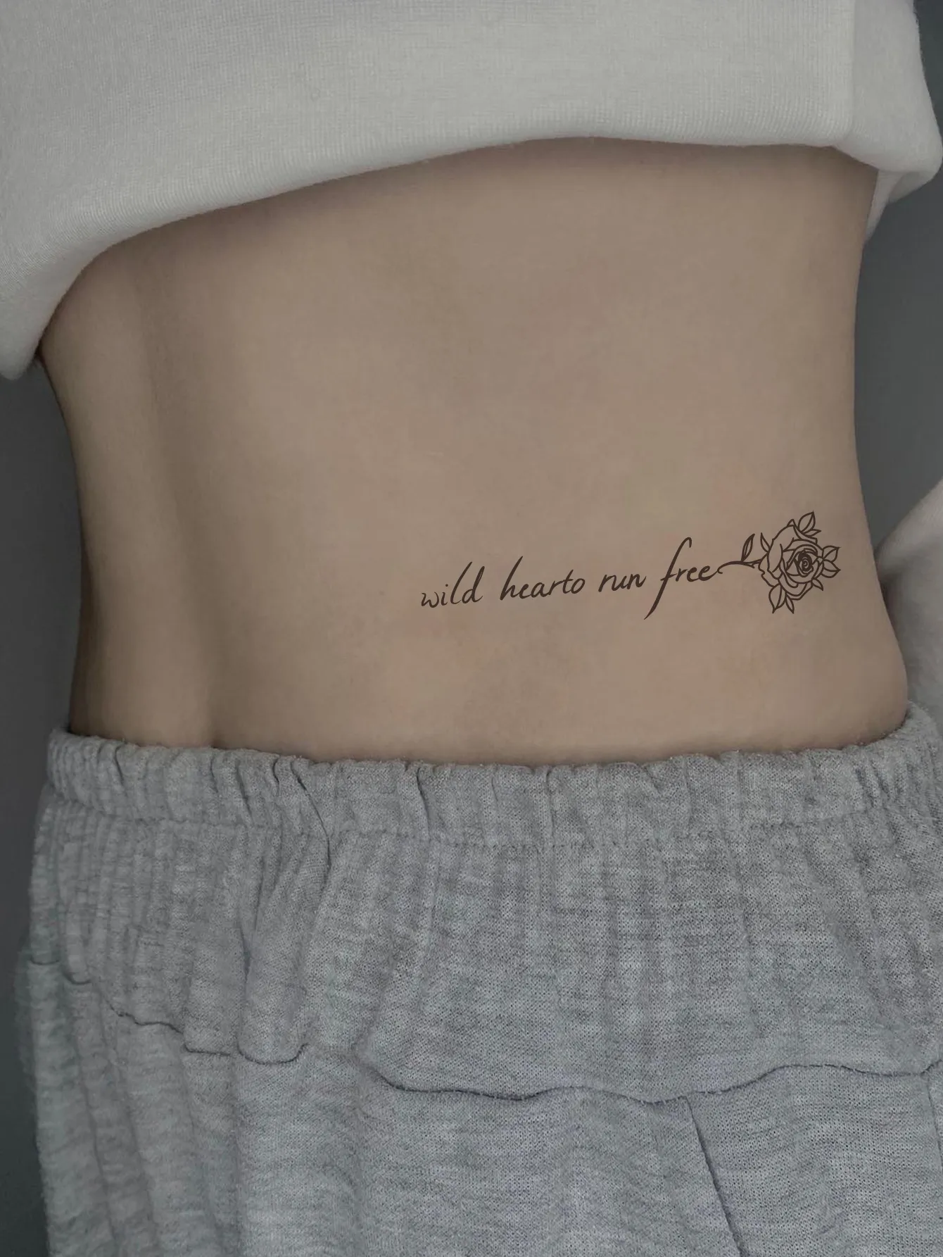 Tatouages Temporaires Lettrés Anglais - Autocollants Imperméables Et Amusants - Lot Complet