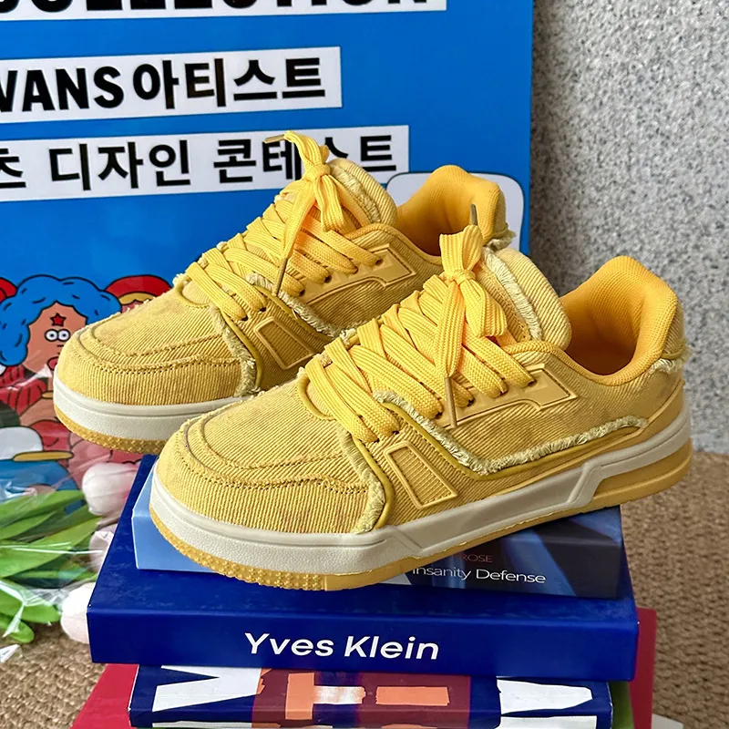 Designer Shoes, New For 2025. Men's Summer Trend Retro