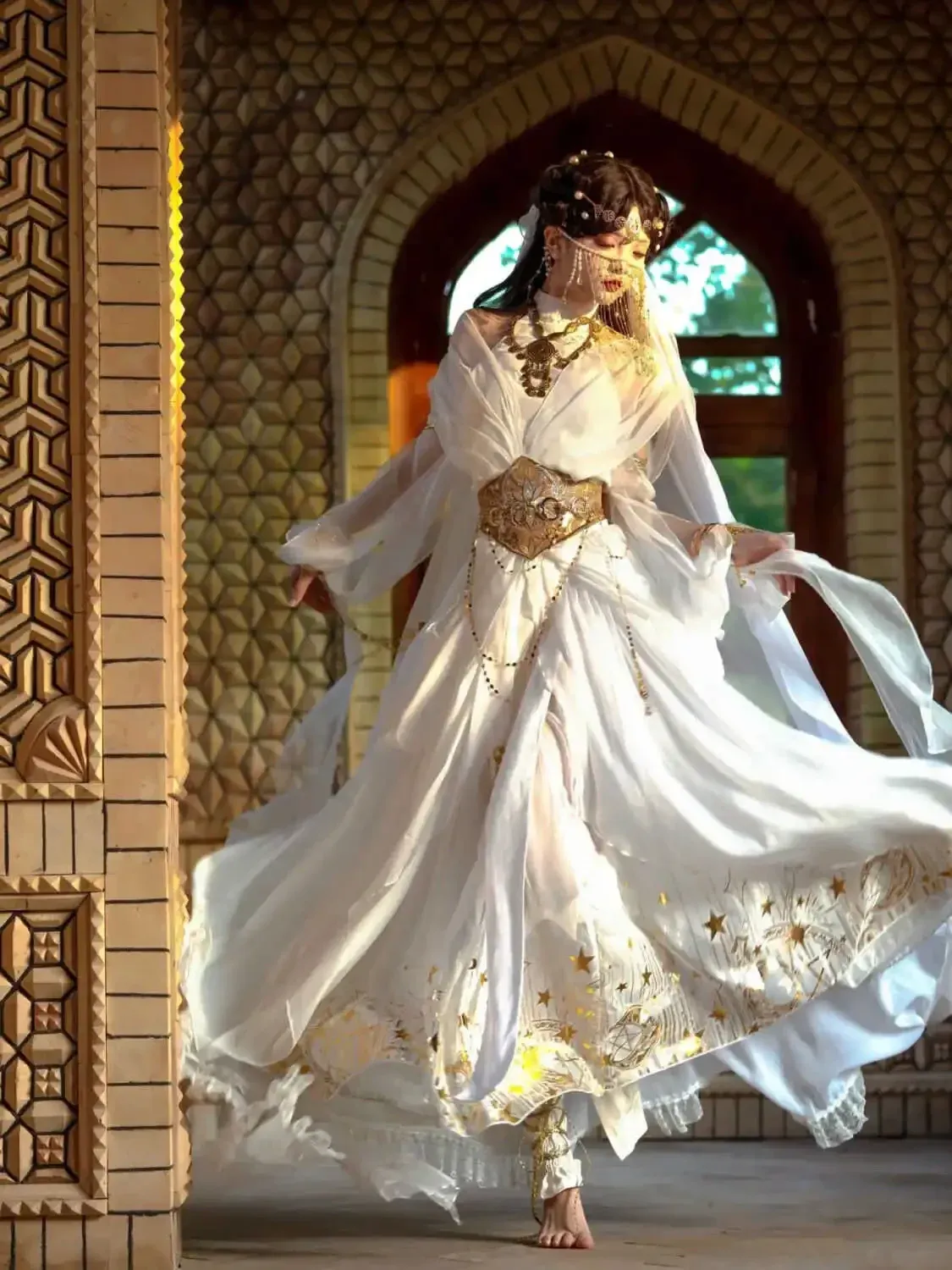 Greek Style White Fantasy Dress, Elven Gold Costume