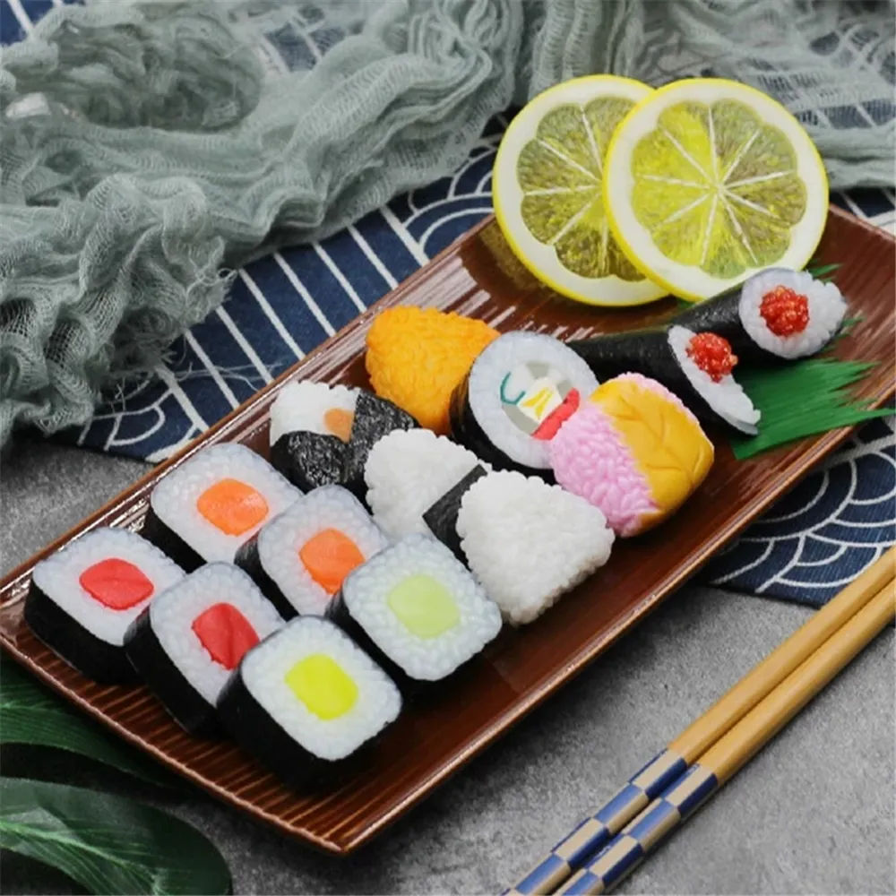 Knstliches Sushi -Essen Display: Realistische geflschte Sushi  -Dekorationen fr Restaurantkultur fr Restaurants
