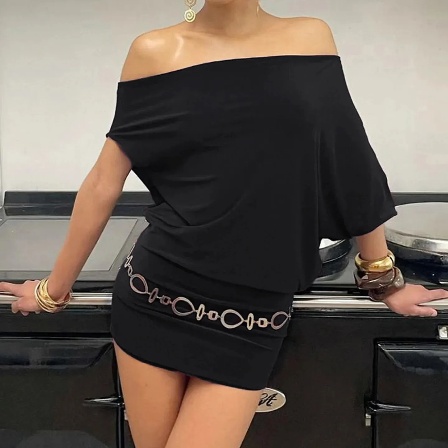 one shoulder bat sleeve dress hirigin Women Fashion Mini Dress Solid Color One-Shoulder Loose Bat Sleeve Dress Summer Club Party Short Dress