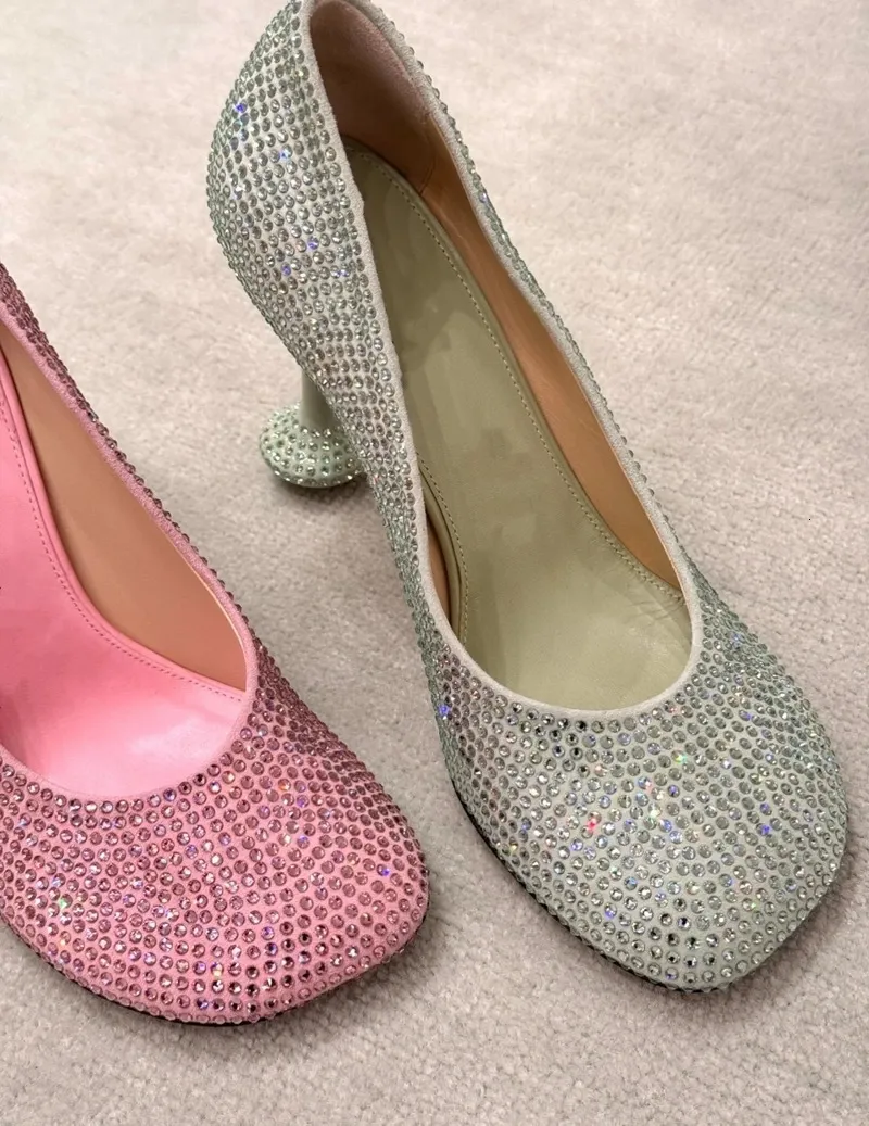 Dames high heels met stiletto hak voor slank effect_voghion.com