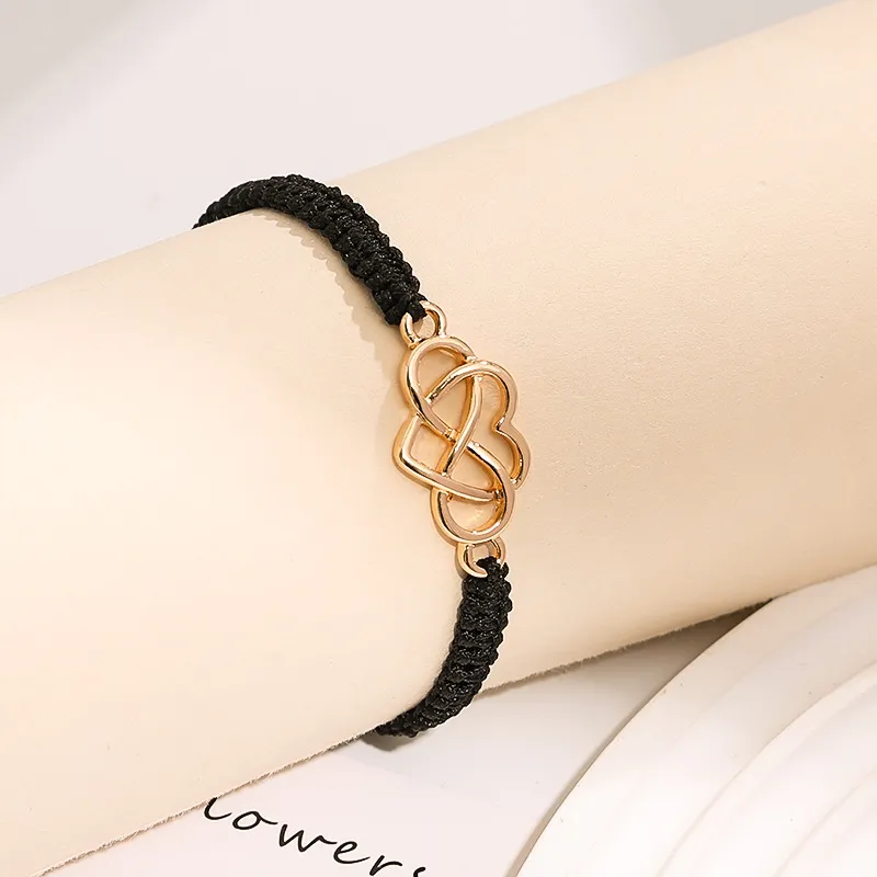 Bracciale Infinite Love su fascia di canapa - Gioiello con cordino regolabile con ciondolo a forma di cuore infinito - Regalo per fidanzata, moglie, mamma, figlia, sorella - Italia