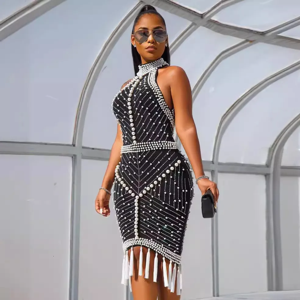 turtleneck bodycon mini dress Yrion Turtle Neck Bodycon Mini Dress in Forest Green
