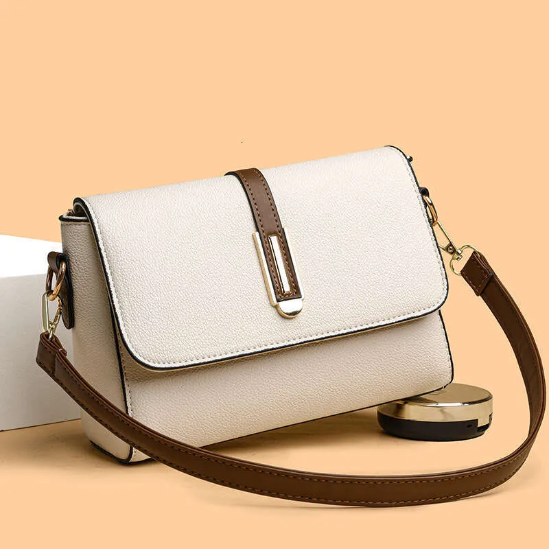 Soft Leather Crossbody Bag For Women Small Square Shoulder  display picture 1