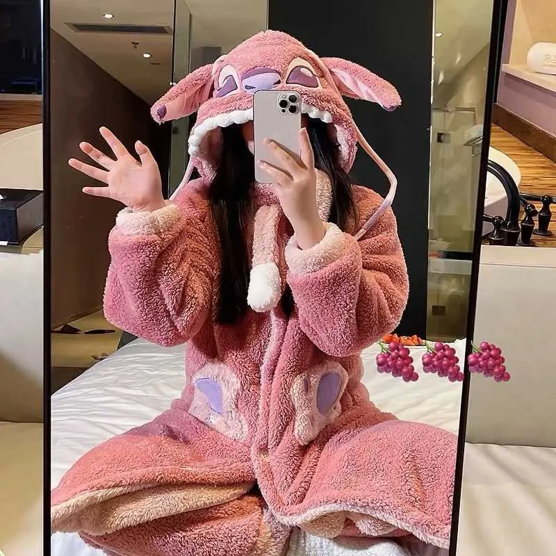 ぬいぐるみのパジャマ女子学生がゆったりしていて、可愛いです。; 大人のワンシーパジャマフリース：女性/男性のための居心地の