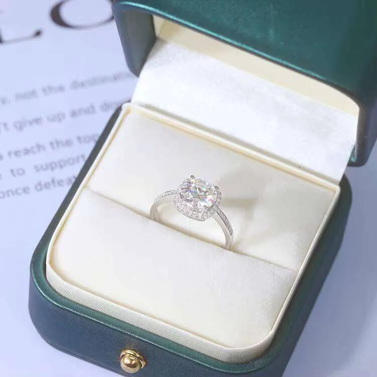 14K Yellow Gold Rind 6x12MM Marquise Shape D Color Moissanite 2CT Dia Anniversary Wedding Ring_voghion.com