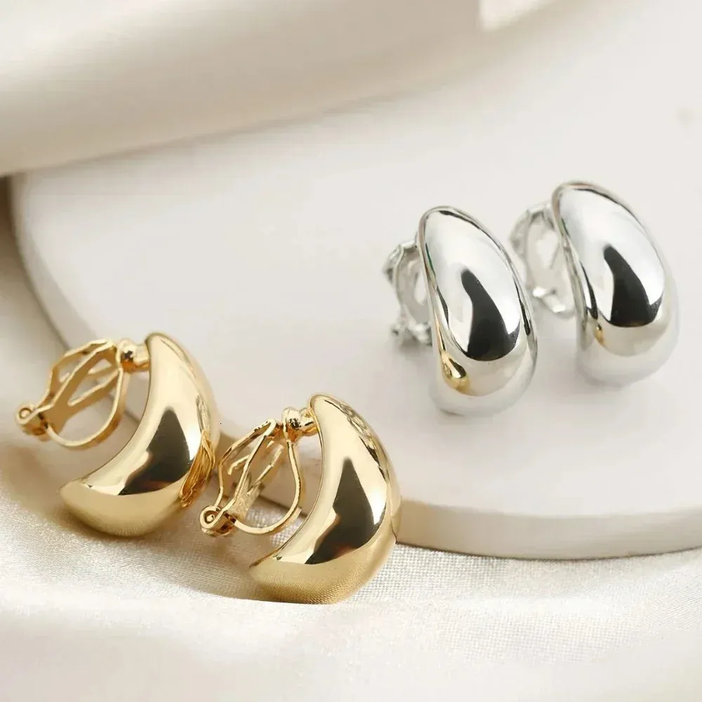 French Light Droplet Shaped Clip With No Ear Holes High Grade Simple And Smooth Female Earrings Accessories 250723_voghion.com