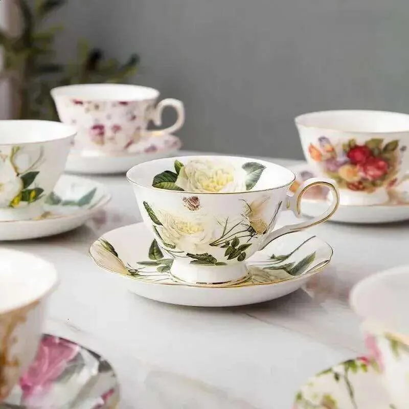 Ceramic Tea Cup Set With Spoon European Porcelain Mug And Saucer For ...