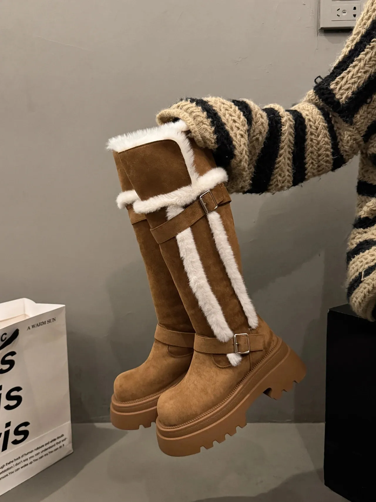 Women Snow Flats Platform Woman Warm Plush High Winter Trend Sport Casual Shoes Suede Chelsea Boots Mujer 251027_vogvips.com