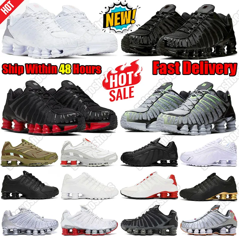 Kichkina qiz gangbanged va mushtini oladi