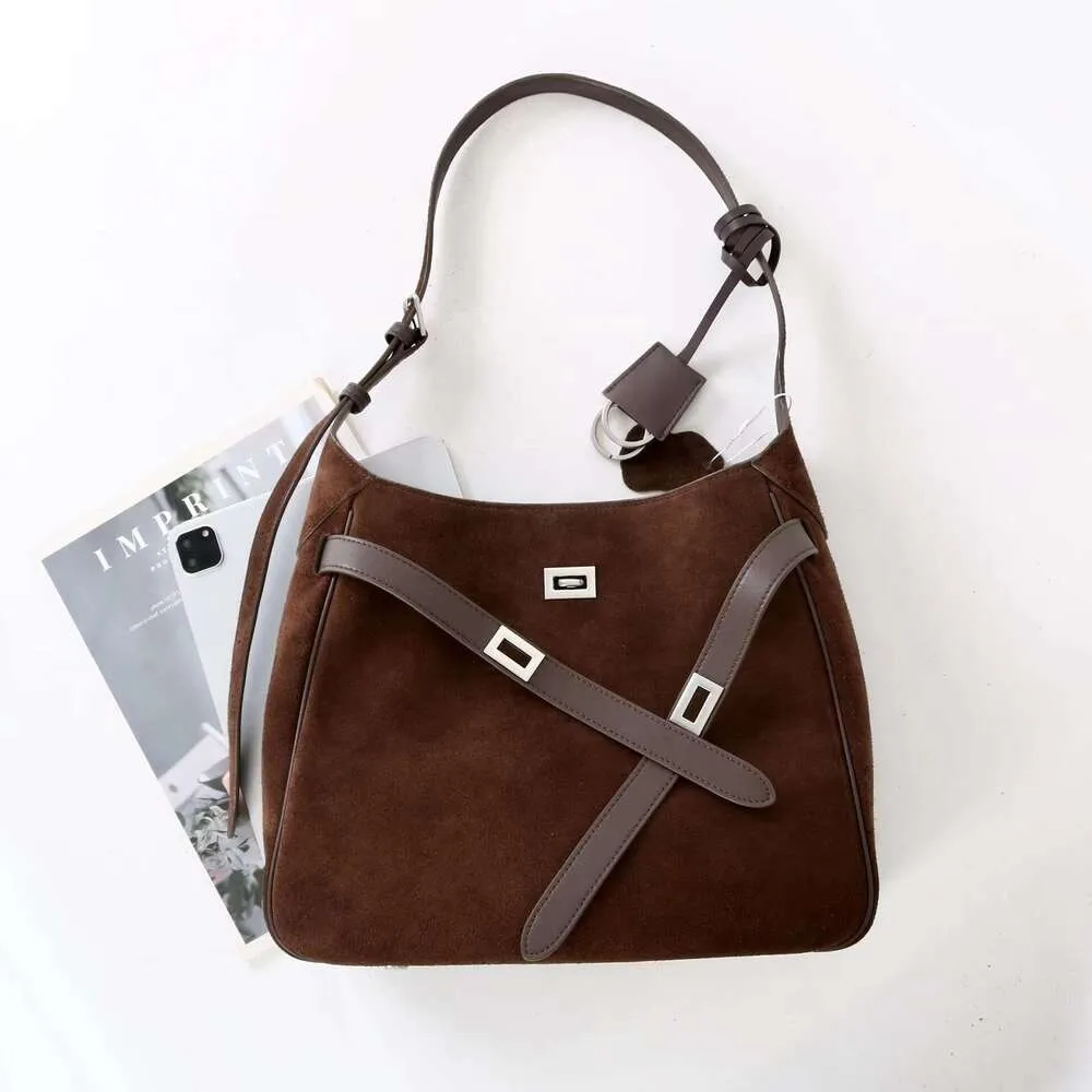 Luxury Designer Patchwork Matte Crossbody Shoulder Bucket Bag_voghion.com