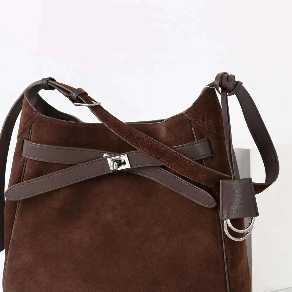 Luxury Designer Patchwork Matte Crossbody Shoulder Bucket Bag_voghion.com