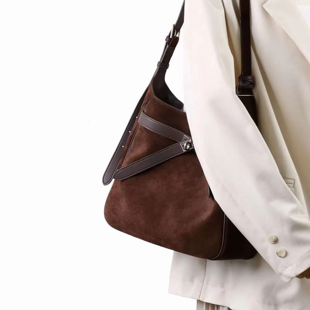 Luxury Designer Patchwork Matte Crossbody Shoulder Bucket Bag_voghion.com