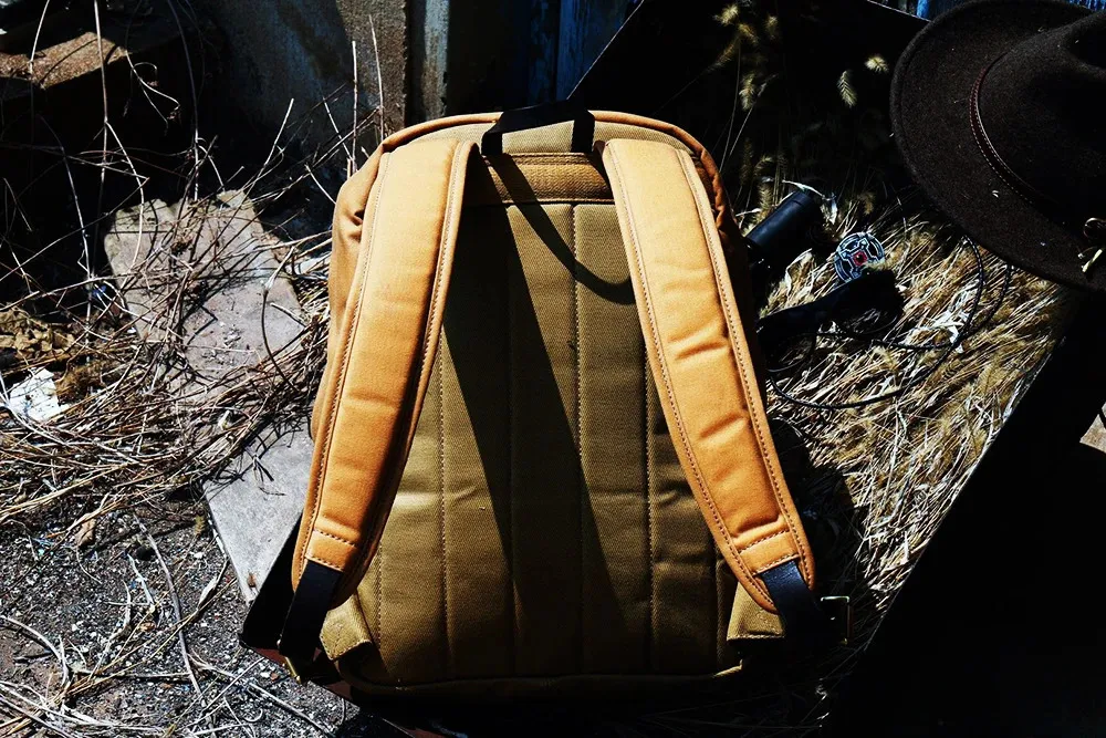 Waterproof Oil Wax Canvas Laptop Backpack For Outdoor Trekking_voghion.com