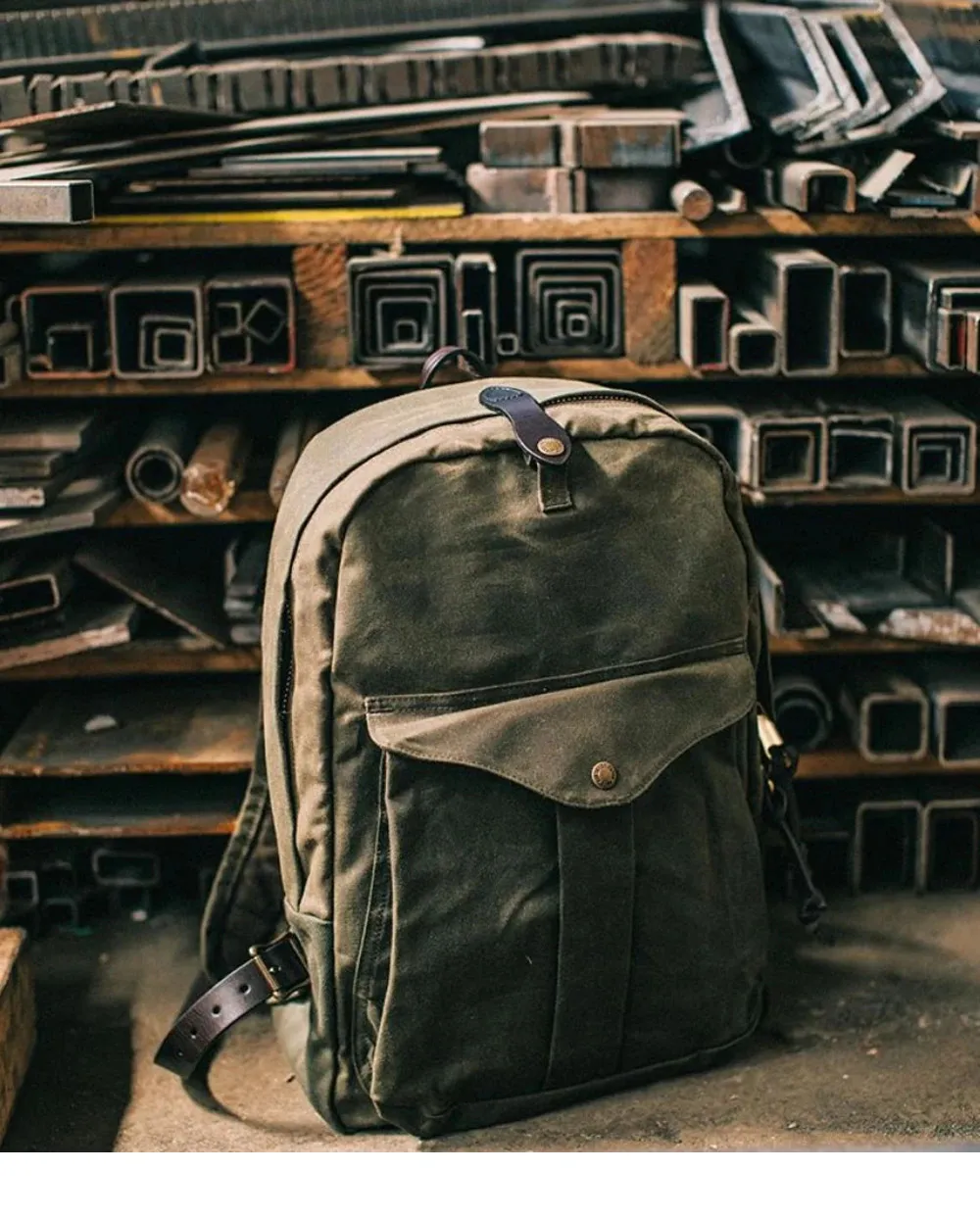 Waterproof Oil Wax Canvas Laptop Backpack For Outdoor Trekking_voghion.com