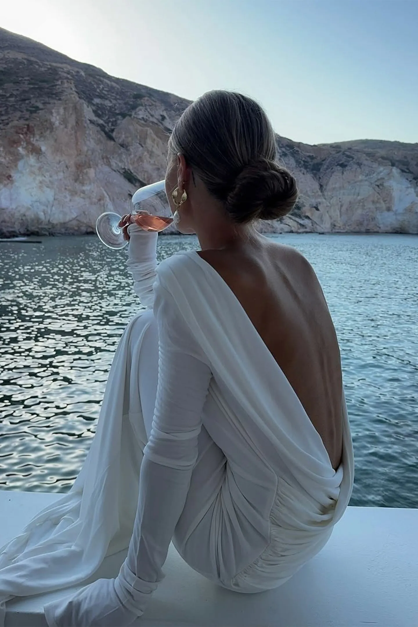 long sleeve open back maxi dress white White Open Back dress with sleeves Boho wedding dress with sleeve Puff sleeve backless dress Maxi Long dress for women Open Back Beach dress