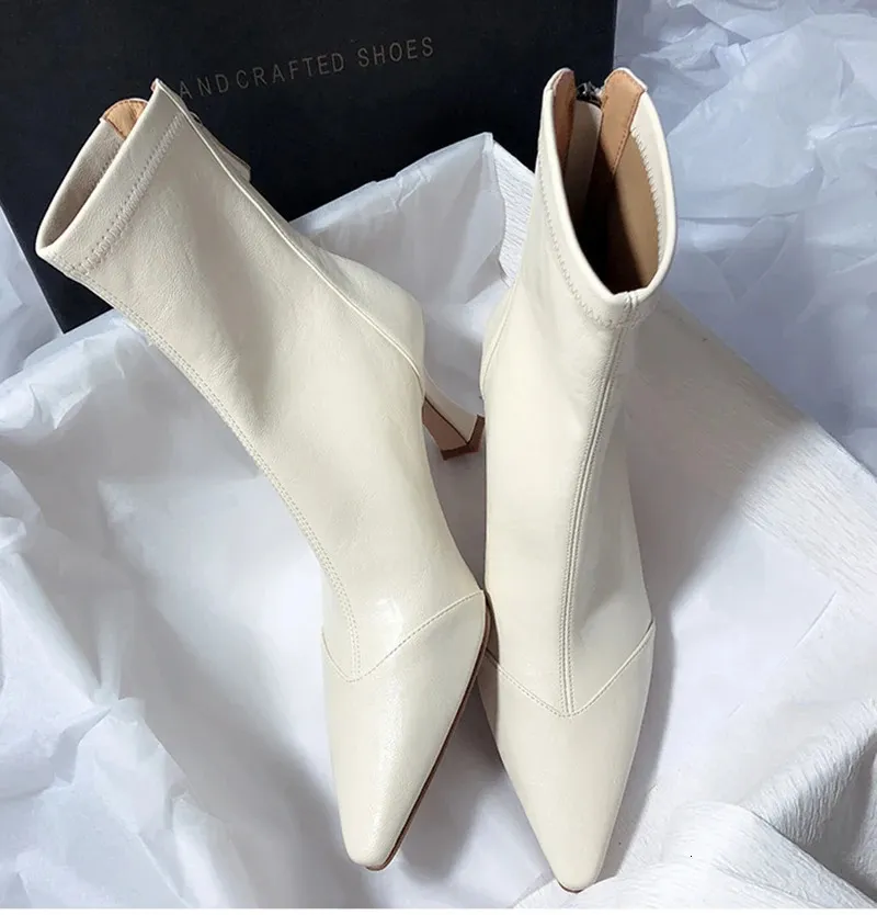 Vintage Damen Stiefeletten Aus Leder Mit Spitzer Form Und Absatz_voghion.com