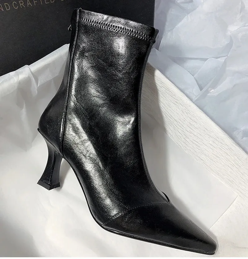 Vintage Damen Stiefeletten Aus Leder Mit Spitzer Form Und Absatz_voghion.com