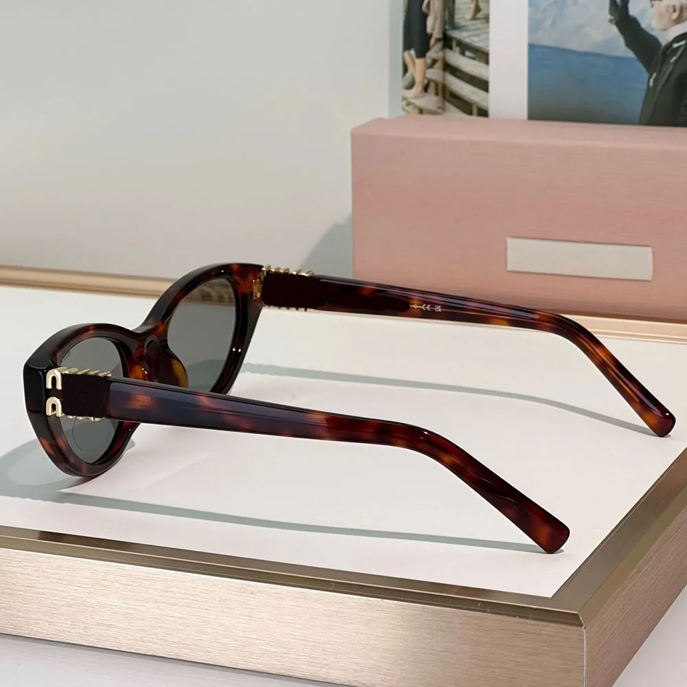 Womens cat eye polarized sunglasses full frame plank PC  display picture 3