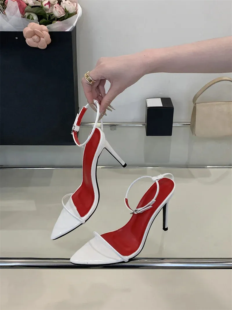 Elegant White Patent Leather Ankle Strap Heels For Women Wedding_voghion.com