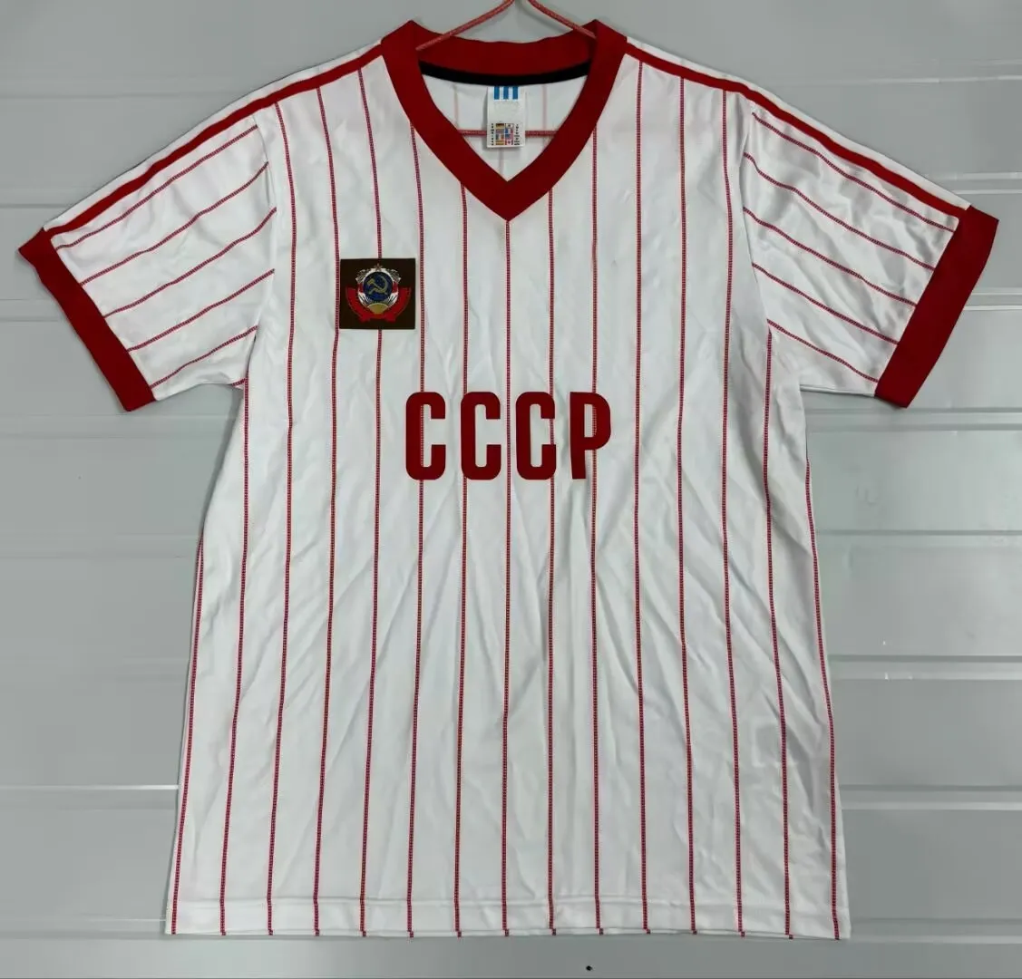 Camisas De Futebol Retrô: Camisa De Réplica Da Era De $87,28