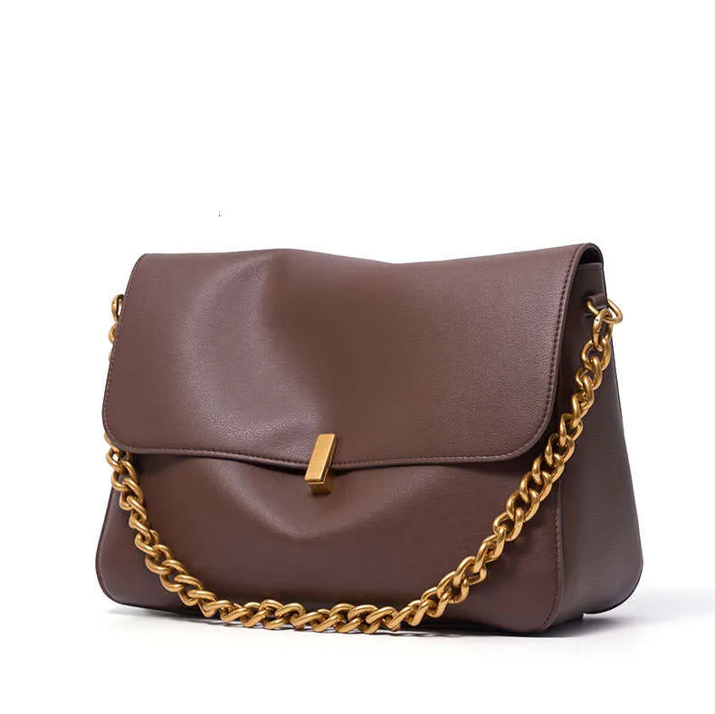Luxury Designer Cowhide Crossbody Bag Large Capacity Chain Shoulder_voghion.com