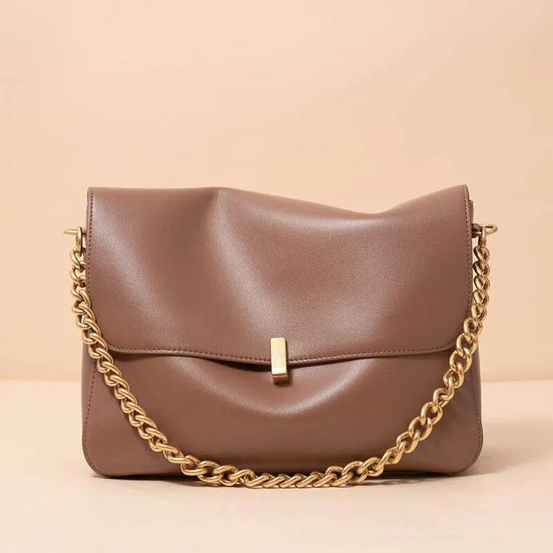 Luxury Designer Cowhide Crossbody New Niche High End Chain Large Capacity Commuter Shoulder Bag For Women_voghion.com