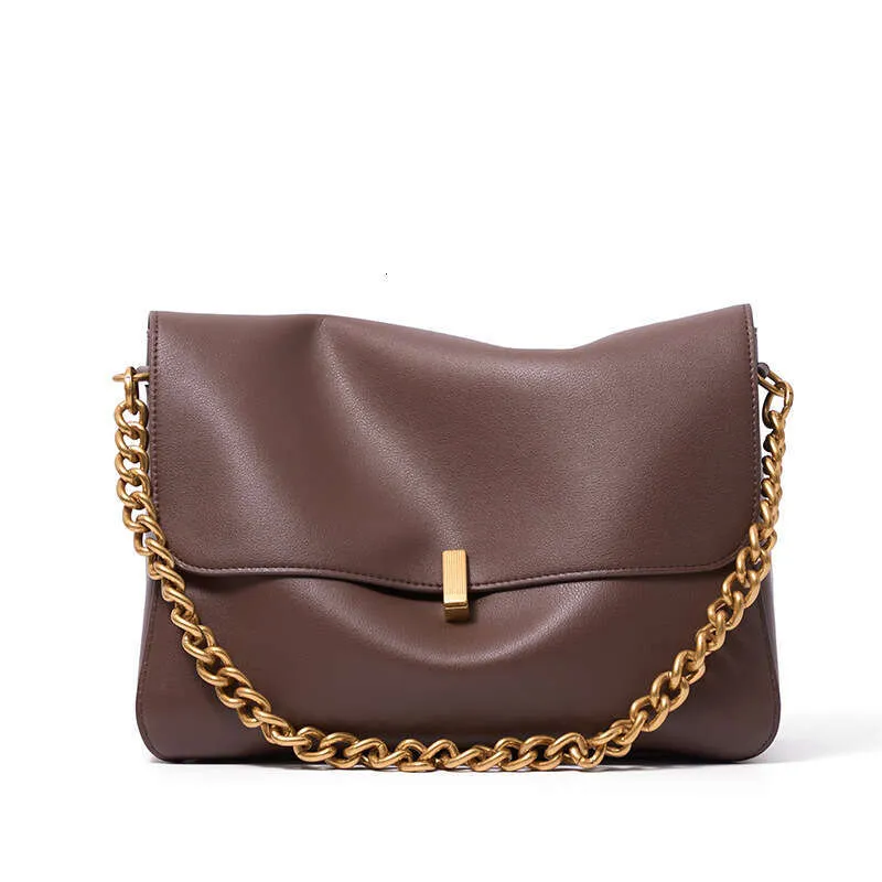 Luxury Designer Cowhide Crossbody New Niche High End Chain Large Capacity Commuter Shoulder Bag For Women_voghion.com