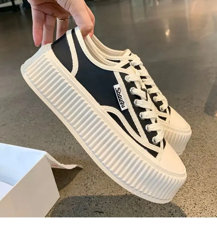 Hoge canvas sneakers voor dames met dikke zool en veters_voghion.com