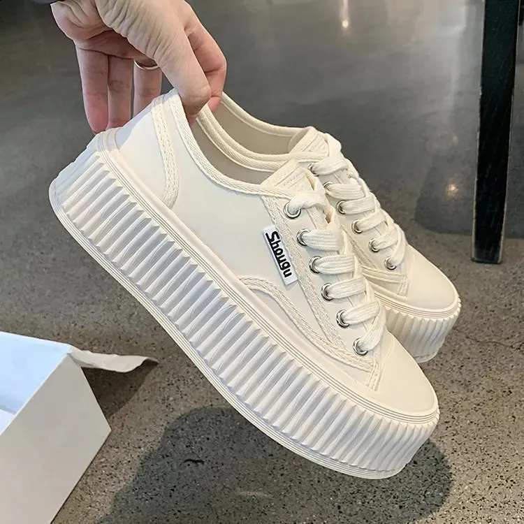 Hoge canvas sneakers voor dames met dikke zool en veters_voghion.com