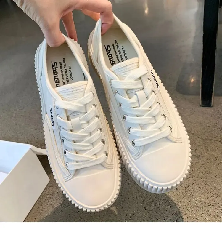 Hoge canvas sneakers voor dames met dikke zool en veters_voghion.com