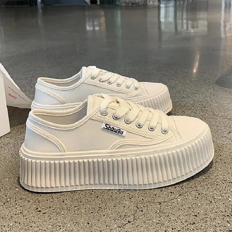 Grote maat hoge canvas damesschoenen met gevulkaniseerde, dikke zool, Koreaanse versie, vetersluiting, ademend, sneaker 250411_voghion.com