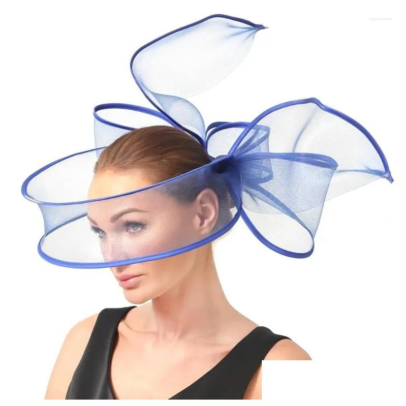 Elegant Fascinator Hat - Chic Womens Headpiece for Weddings  display picture 1