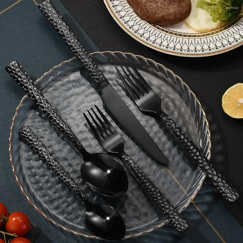 Ensemble de steak martelé - 5 pièces | Polissage de moulage | Style occidental_voghion.com