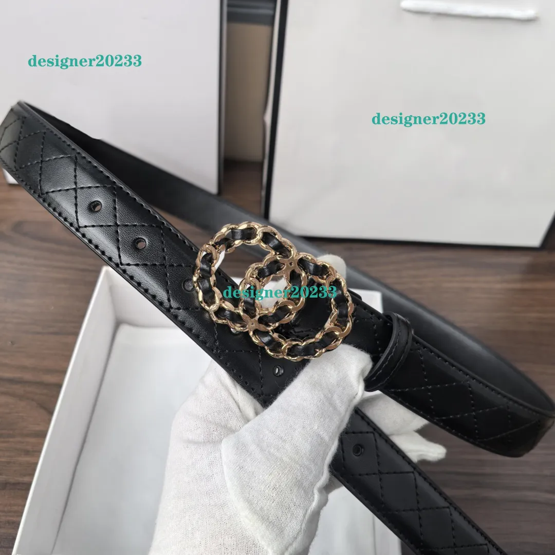 Designer Belt For Women Luxury Leather Commercial Belt With  display picture 1