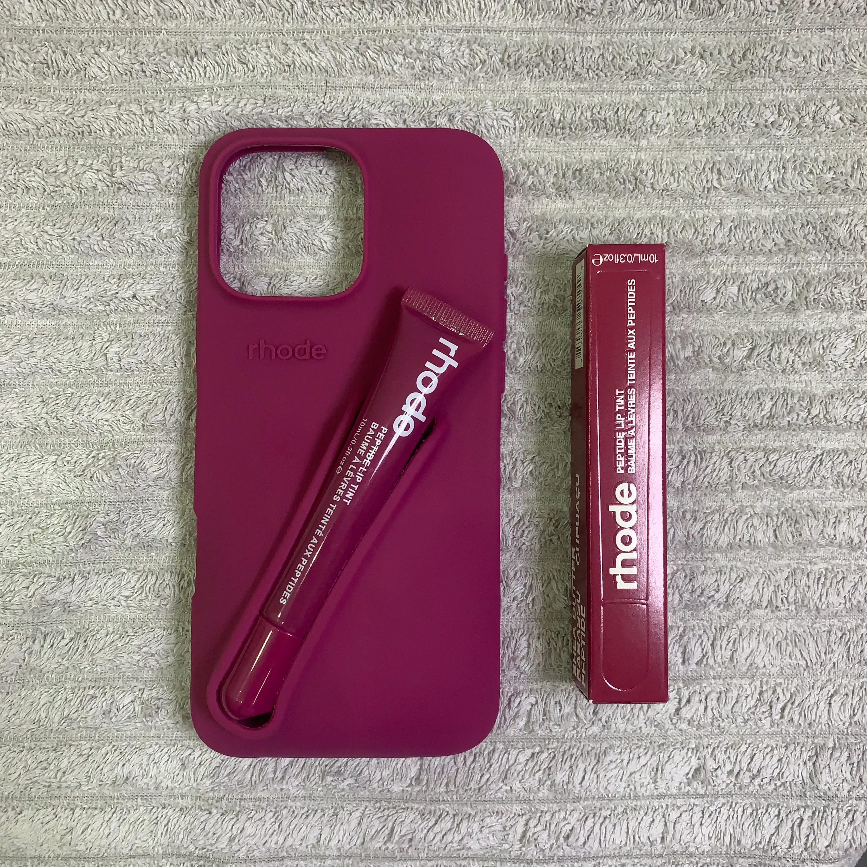 Silicone phone casing with Box for iPhone 16 Pro Max, Lip