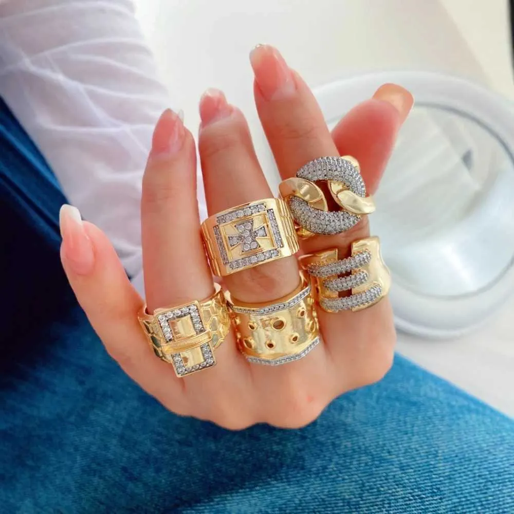 Geometrische vergulde ring met zirkonia voor dames mode sieraad_voghion.com